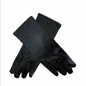 Black wrist length gloves